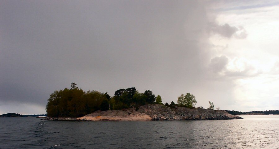 Lilla Arnholmen vid Harstena